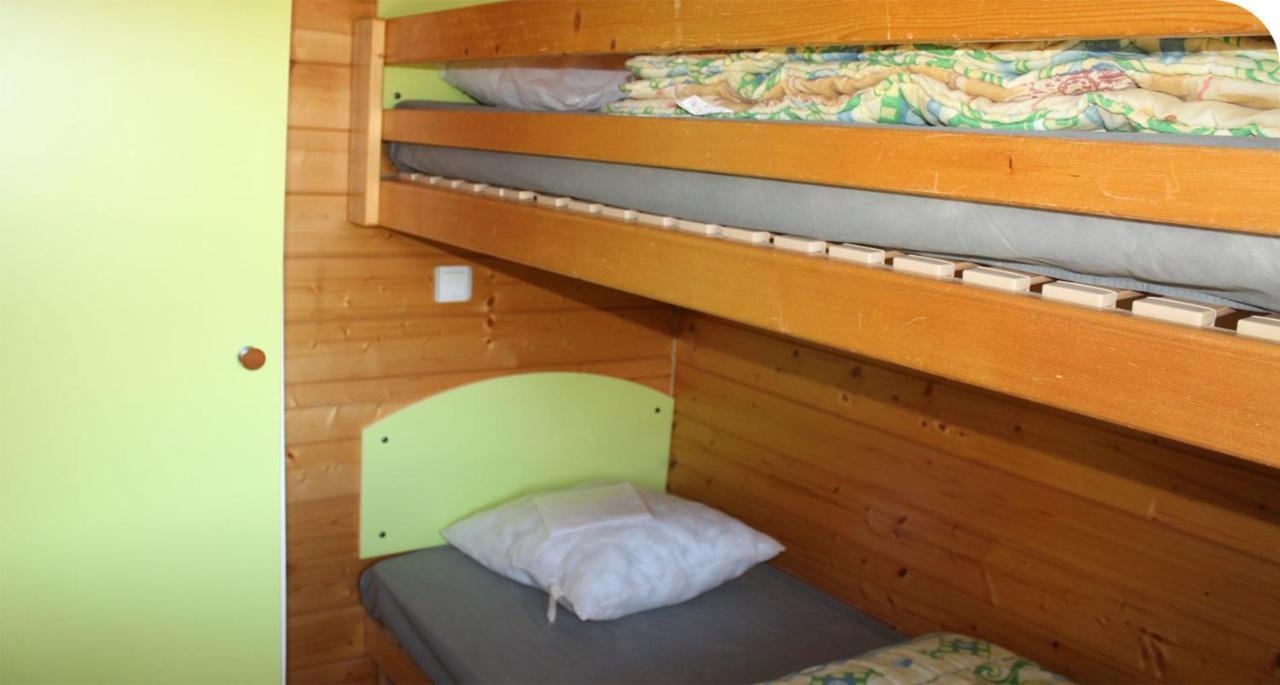 Camping Onlycamp Pierre & Sources 沃勒维克 外观 照片